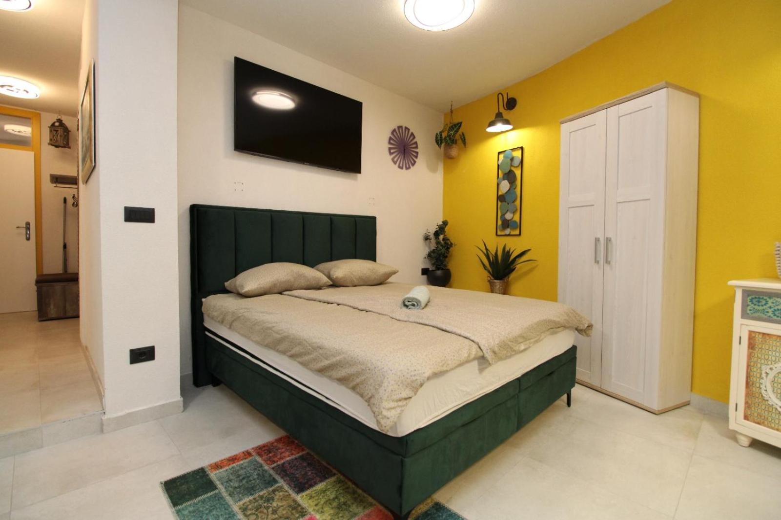 Apartman Paulina โรวีน ภายนอก รูปภาพ